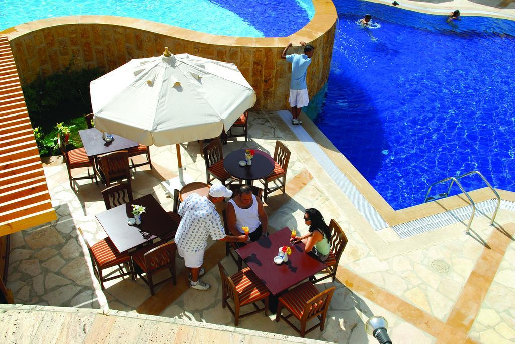 Marina Plaza Hotel Tala Bay Aqaba Esterno foto